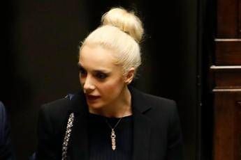 Forza Italia, Marta Fascina is back: the message after Berlusconi’s death