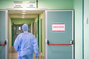 Covid: studio, in Italia con remdesivir 5mila ricoveri e 1000 decessi in meno