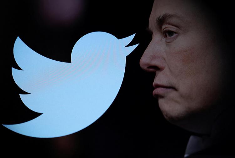 Twitter, centinaia di dipendenti lasciano l'azienda di Musk