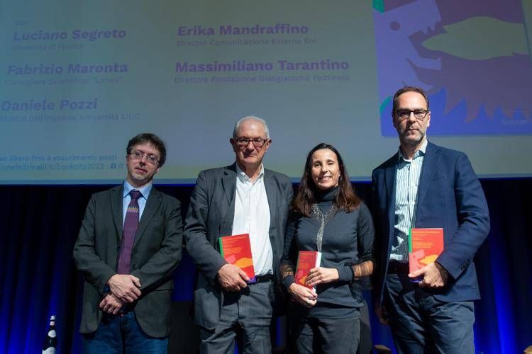 'Eni, la storia di un’impresa', un libro racconta passato, presente e futuro del cane a sei zampe