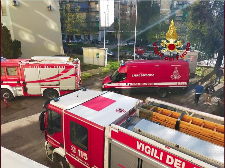 Milano, incendio in istituto Galilei: evacuati studenti e personale