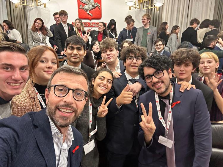 Parlamento degli studenti della Toscana, la nuova presidente è Maria Vittoria D'Annunzio