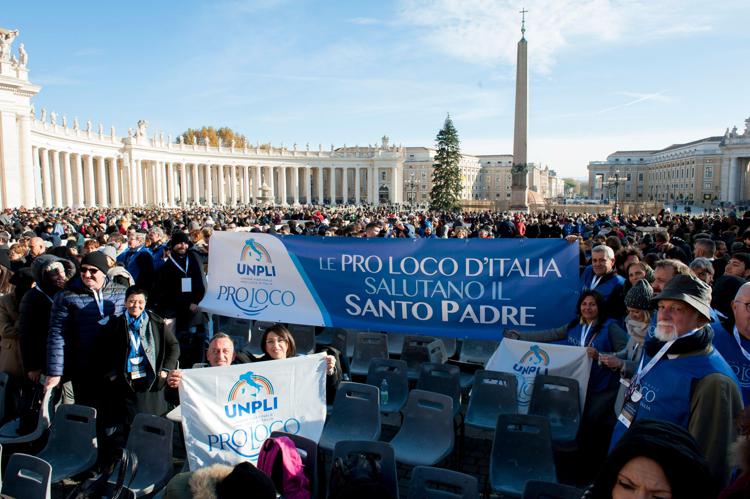 A San Pietro 1500 volontari Pro Loco, presidente Unpli incontra il Papa dopo l'udienza