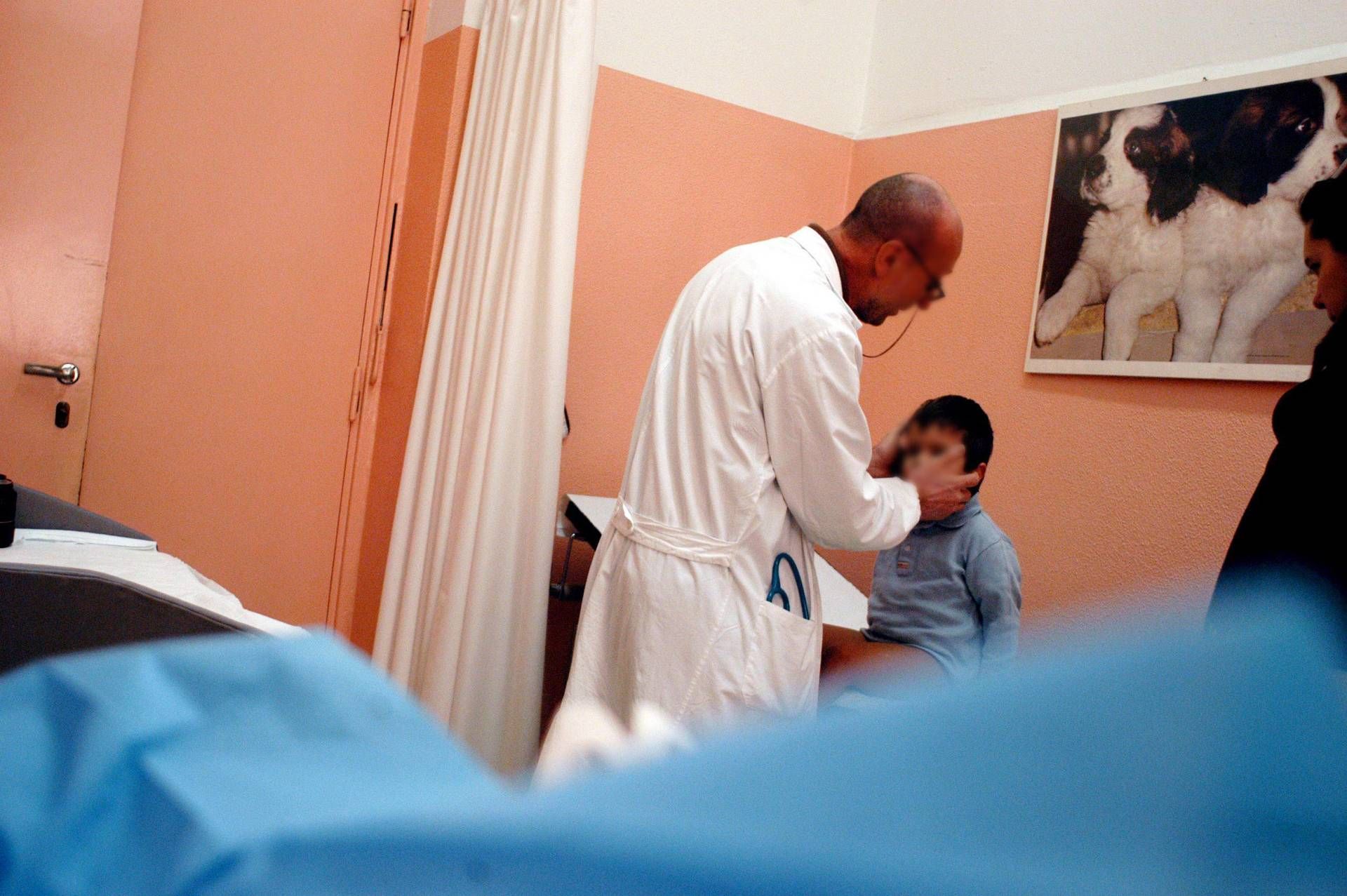 Barnläkareinfluensa: ”Ondata försätter avdelningar och läkare i kris”