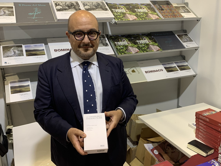 Il ministro della Cultura, Gennaro Sangiuliano, alla mostra 'Più libri più liberi' della Aie alla Nuvola di Roma - (foto AdnKronos)