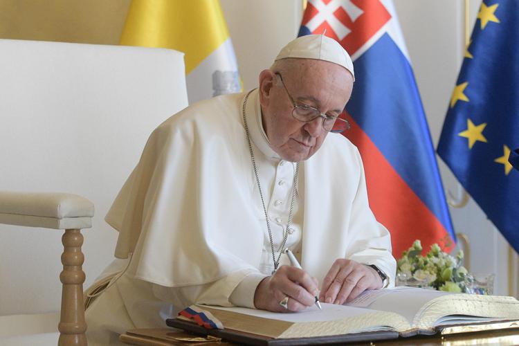 Il Papa scrive ai capi di Stato: 