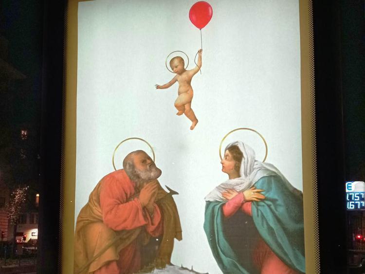 Gesù fugge dal Natale, la provocazione del Banksy torinese