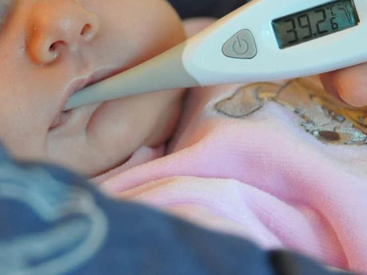 Influenza in rialzo nei bimbi, l'esperto: colpa di emofilo B e picco di freddo