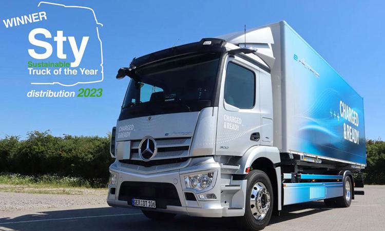 Mercedes-Benz eActros eletto Sustainable Truck of the Year 2023.
