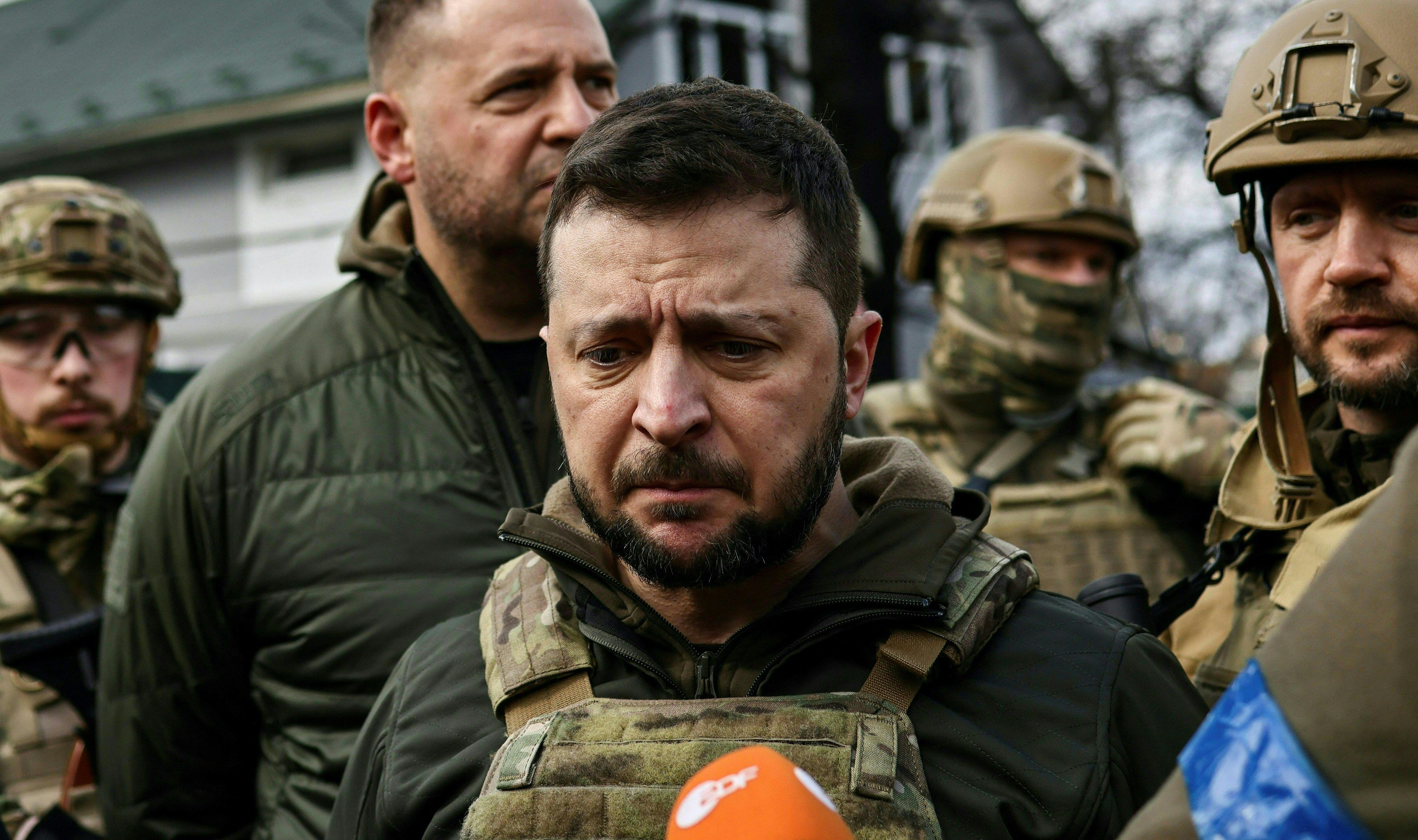 Ucraina, dimissioni e licenziamenti: tolleranza zero Zelensky su corruzione