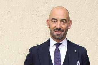 Bassetti a Burioni: “Sui tumori non illudiamo i pazienti, vittoria finale lontana”