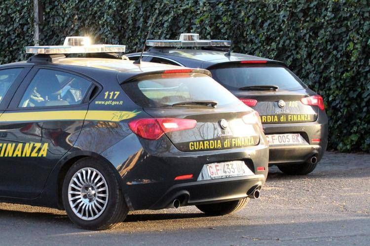 Auto Guardia di Finanza