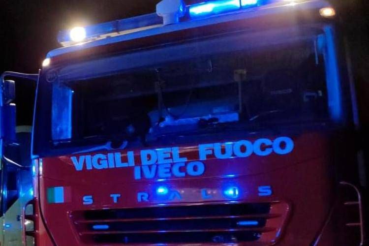 Incendio a Torino, evacuate 40 persone