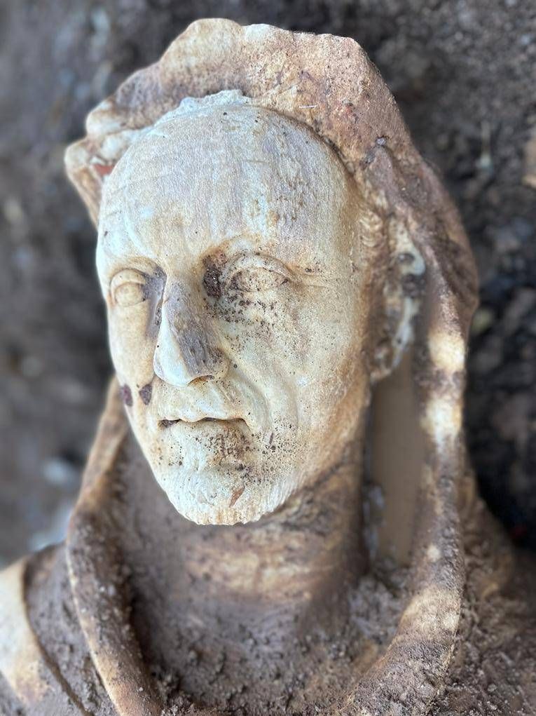 Rome, works in Appia Antica Park: statue of Hercules emerges