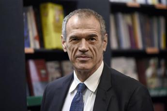 Ukraine, Cottarelli: “The economy has held up, the sanctions on Russia are needed”