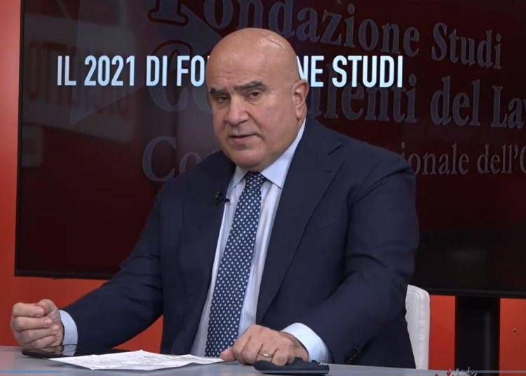 il presidente del Consiglio nazionale dell'ordine dei consulenti del lavoro, Rosario De Luca