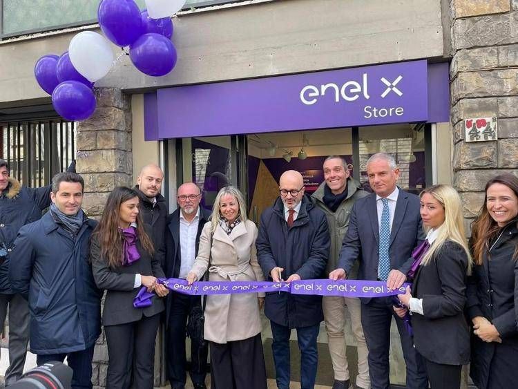 A Firenze inaugurato il primo Enel X Store della Toscana