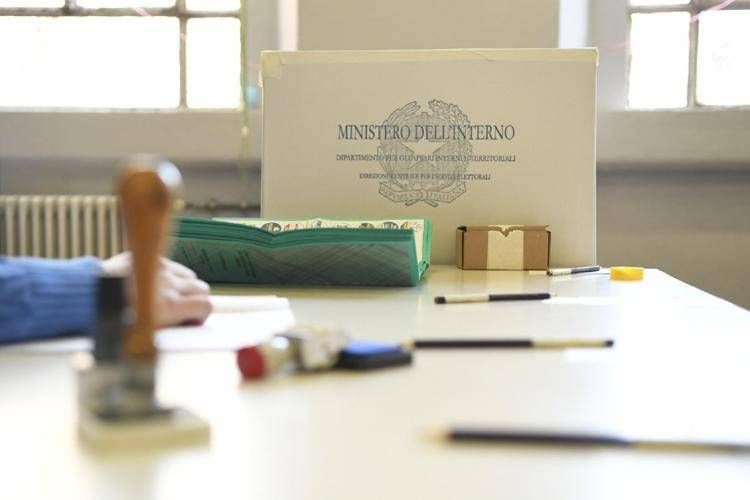 Seggio elettorale - Fotogramma