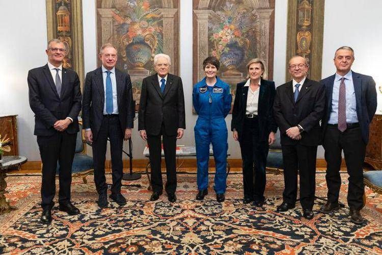 Spazio, Urso da Mattarella: AstroSamantha riporta il tricolore al Quirinale