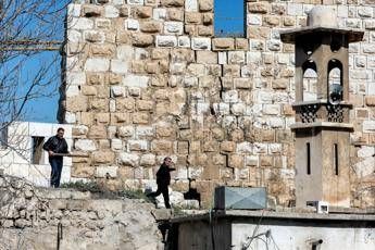 Syria, 15 dead in Israeli raid on Damascus