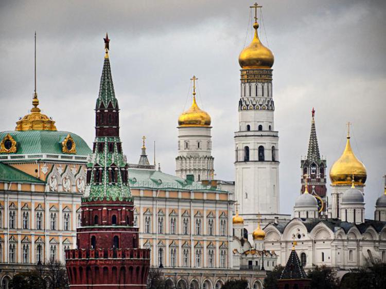 Ucraina, Russia: Svizzera non può essere mediatore dopo ok a sanzioni