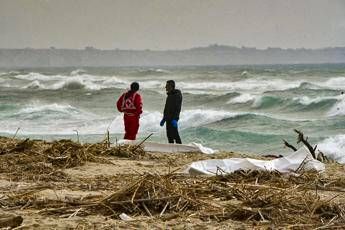 Migrants, Crotone shipwreck: boat left from Turkey towards Calabria