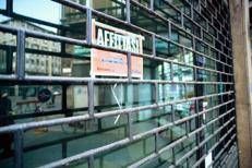 Negozio chiuso - Fotogramma