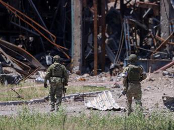 Russia: “Terrorist blitz in Bryansk”.  Ukraine: “No, your partisans”