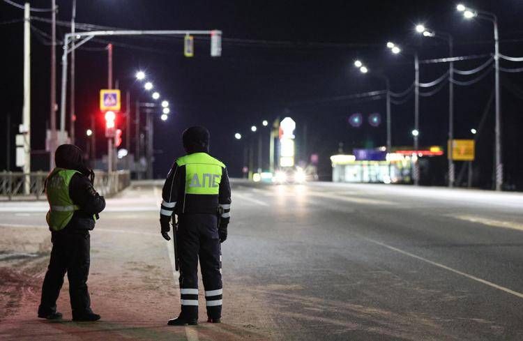  - Pattuglie della polizia russa nella regione di Bryansk (Fotogramma)