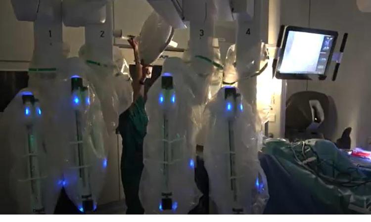 A Varese chirurgia da primato con robot, tolta prostata per tumore e impiantata protesi pene