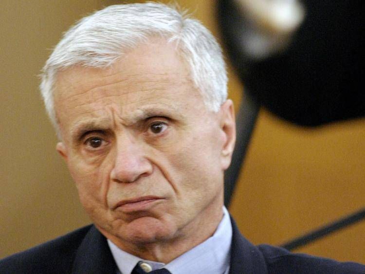 E' morto Роберт Блейк, детектив Тони Баретта
