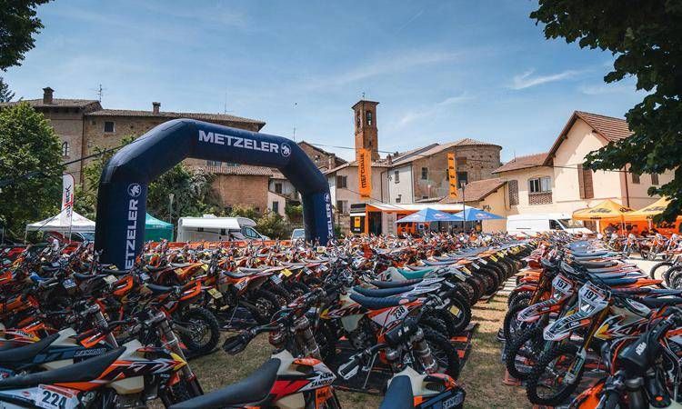 Trofeo Enduro KTM 2023: Metzeler partner ufficiale