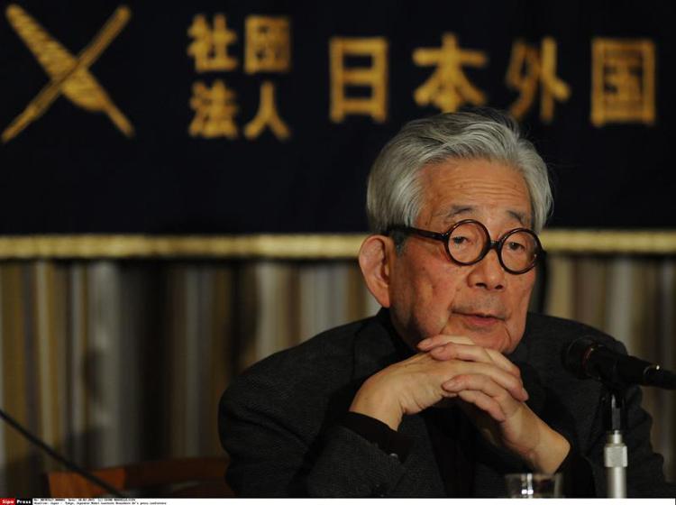 Addio a Kenzaburo Oe, 'scomodo' premio Nobel letteratura del Giappone
