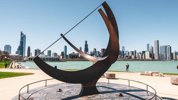 Torna a Milano il ciclo di mostre dedicato ad Arnaldo Pomodoro