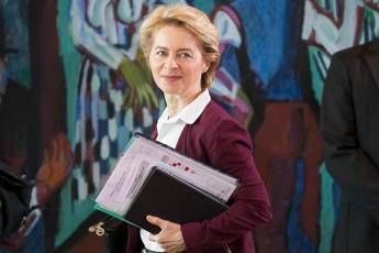 La presidente della Commissione Europea Ursula von der Leyen (Afp)