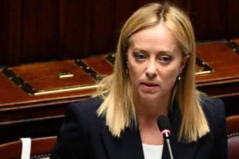 Meloni in the Chamber: Pd attacks on migrants, waiting face to face with Conte