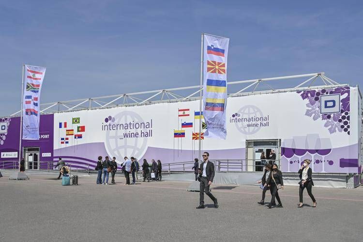 Tutela Vini Etna DOC, al Vinitaly presenti con la delegazione più numerosa