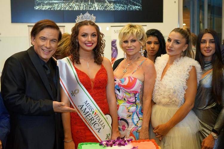 Olimpia Giacalone è la nuova Miss Italia America