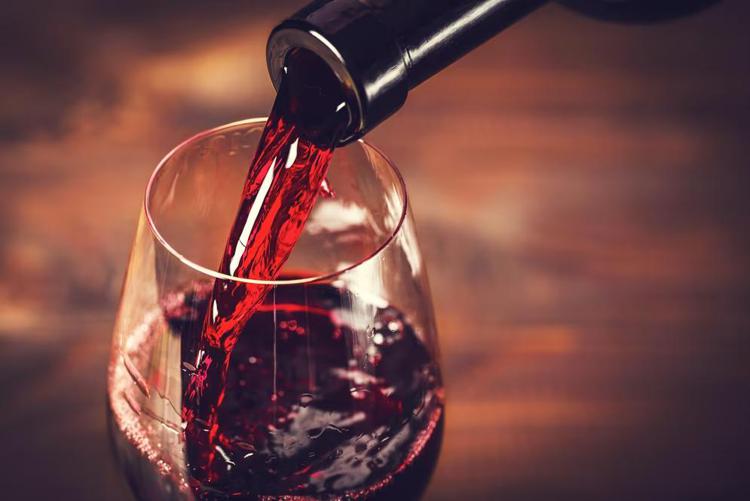 Il vino rosso, categoria premium, conquista quote di mercato importanti
