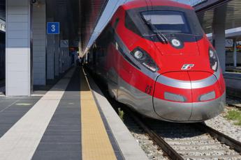 Trenitalia strike, staff protest: 8 hour stop