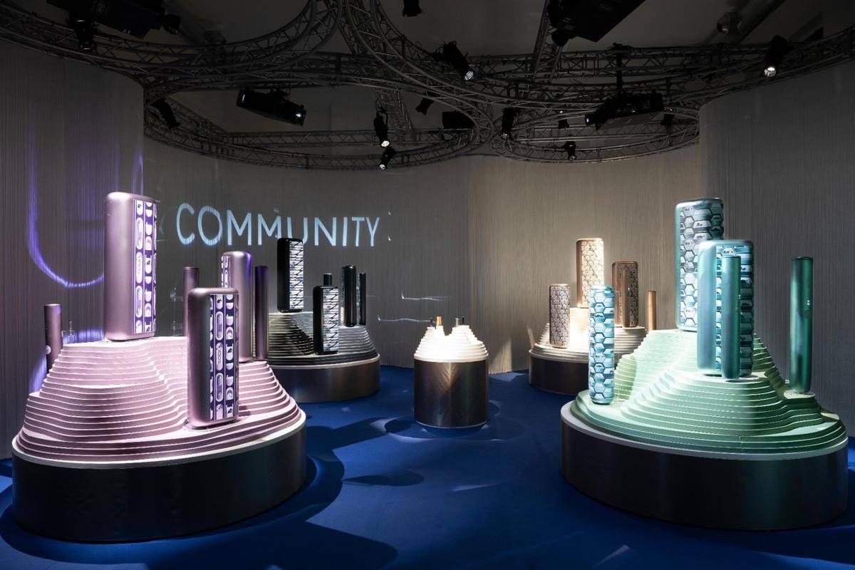 Inaugurata a Milano 'Metropolis', installazione di Fabio Novembre per Iqos