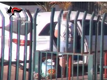 Missing PCs and beer for the school, charges against the arrested anti-mafia principal