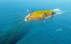 Vendesi isola disabitata in Scozia