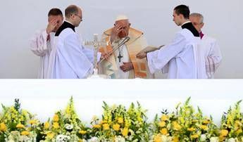 Pope, last day in Hungary: “Sad to see doors closed to migrants”