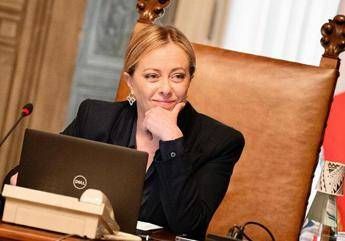 Labor decree 2023, Meloni to unions: “The priority is to lighten the tax burden”