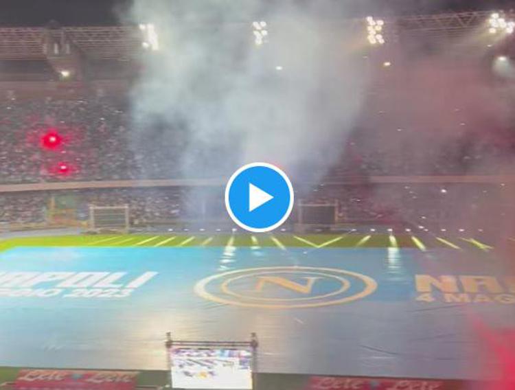 Napoli campione, stadio Maradona esplode per gol scudetto di Osimhen - Video