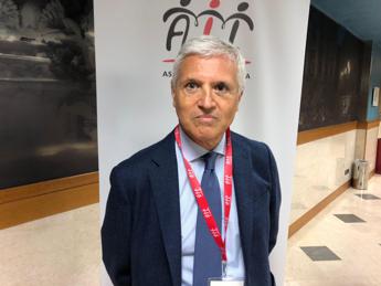 Ematologo Venditti: “Diversi elementi ambientali causano neoplasie del sangue”
