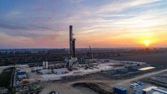 Energy, the potential of geothermal energy and the Pangea Project