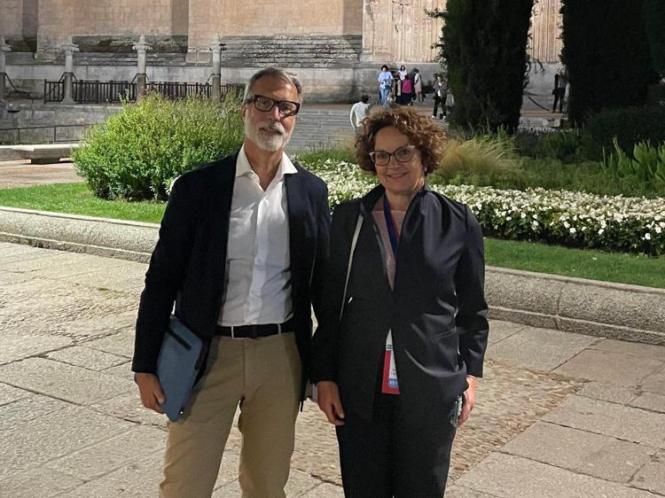 Il professor Carlo Bagnoli e Tiziana Lippiello, rettrice dell'Università Ca' Foscari Venezia