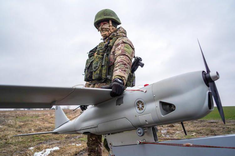 War game, 10mila ucraini arruolati nella Drone Army - Ascolta